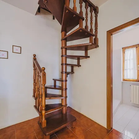 Casa Marion By Interhome Holiday home Bergiola Maggiore